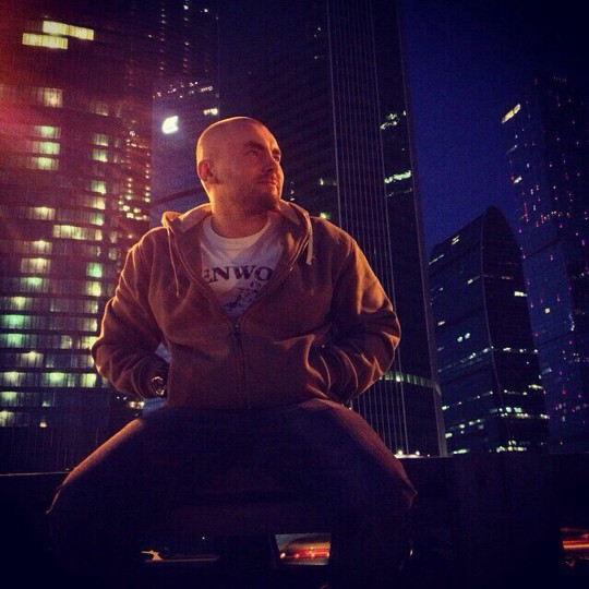 Дим рэп. Дим рэп. Rap tv. Rap fame bot. Чел похожий на макса коржа.